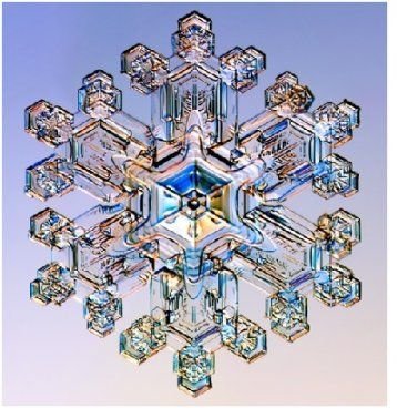 cristal trasformato in un cristallo di neve.jpg