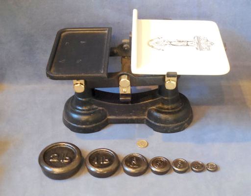 AntiqueCastIronGrocersScalesAndWeights_512x400.jpg